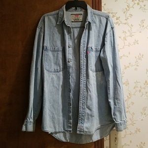 *SALE* VTG LEVI'S Oversized Denim Shirt