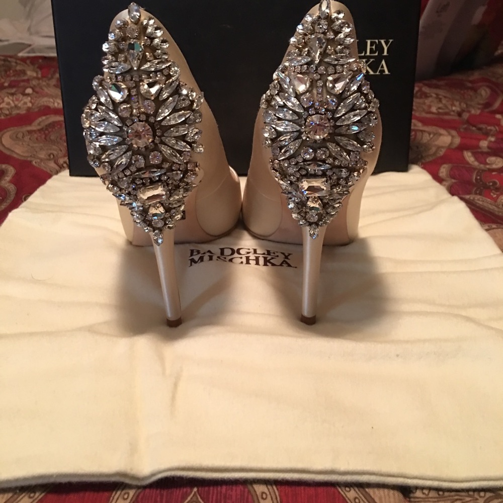 SOLD! Badgley Mischka Nilla Peep-Toe Evening Pumps