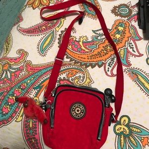 Brand new Kipling Red Cross body