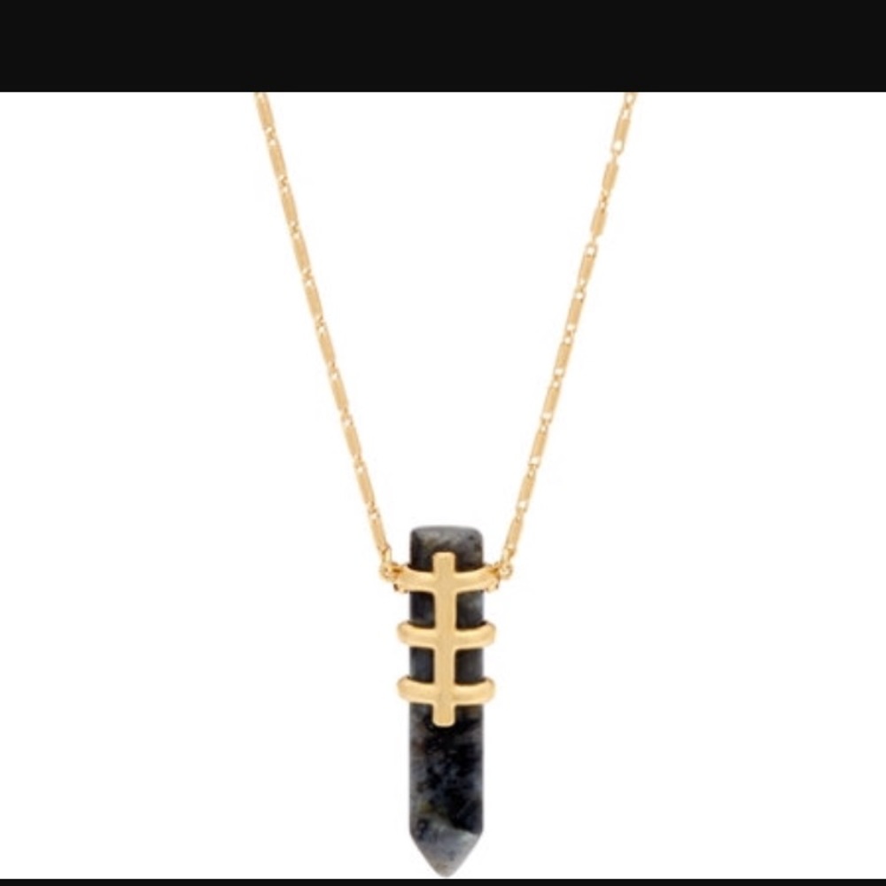 Genuine Stella & Dot Legend Pendant Necklace