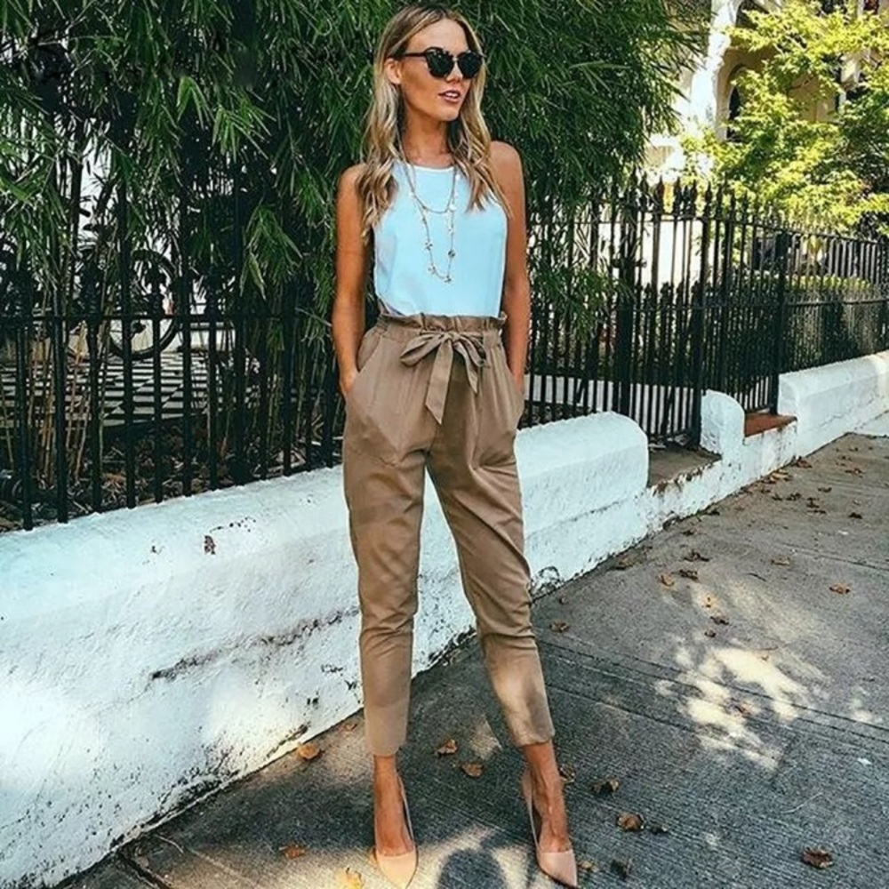 🌟MAKE AN OFFER🌟Tan Waist Bow Pants - Picture 2 of 7