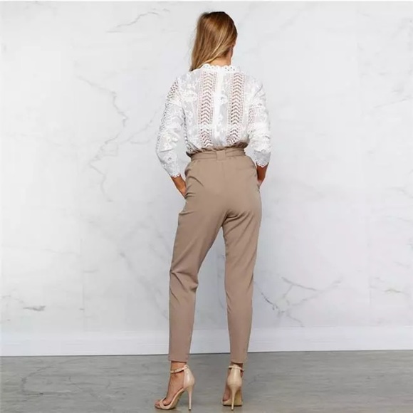 🌟MAKE AN OFFER🌟Tan Waist Bow Pants - Picture 4 of 7