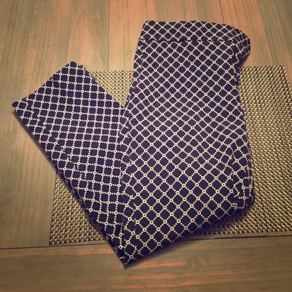 Banana Republic black & white trousers