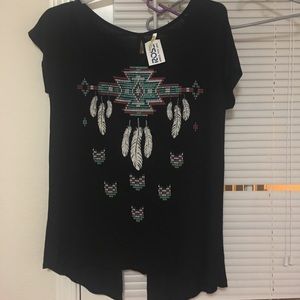 Black top with designs. Size 1XL