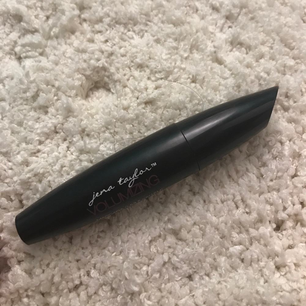 Mascara