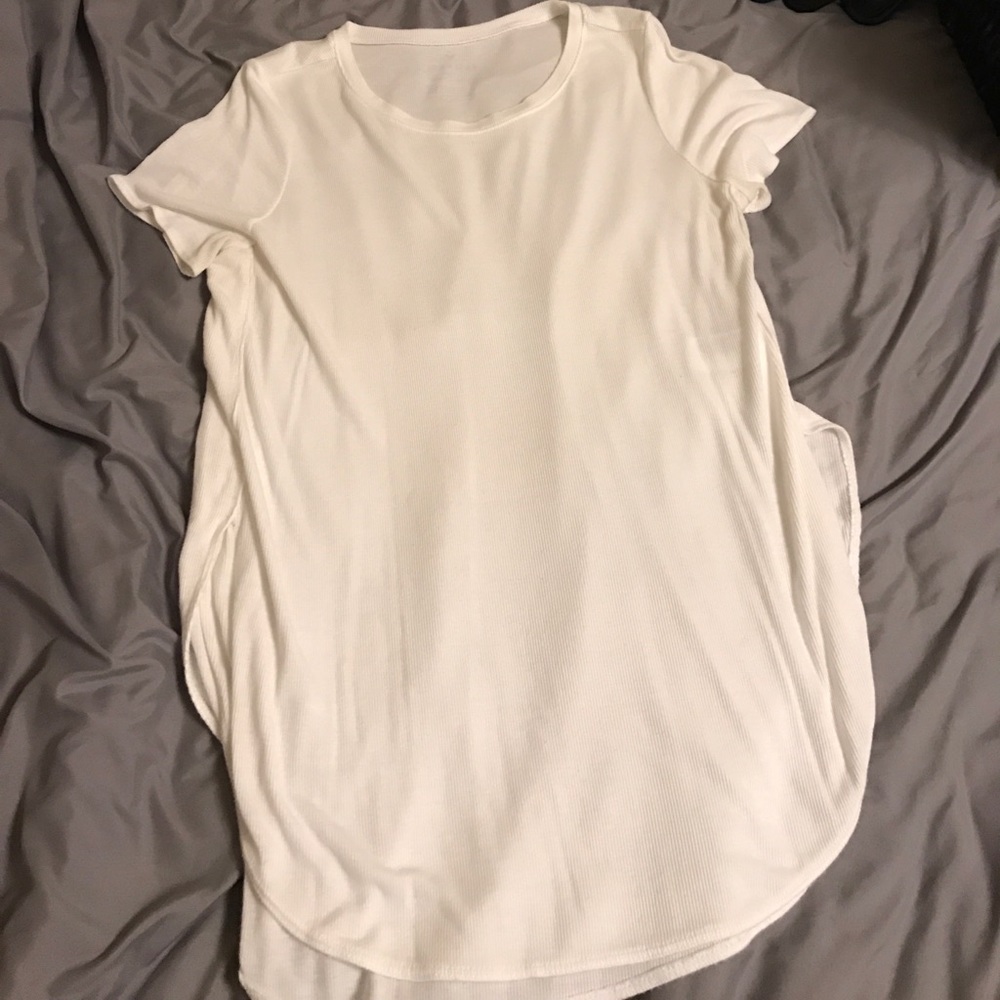 American Eagle tee