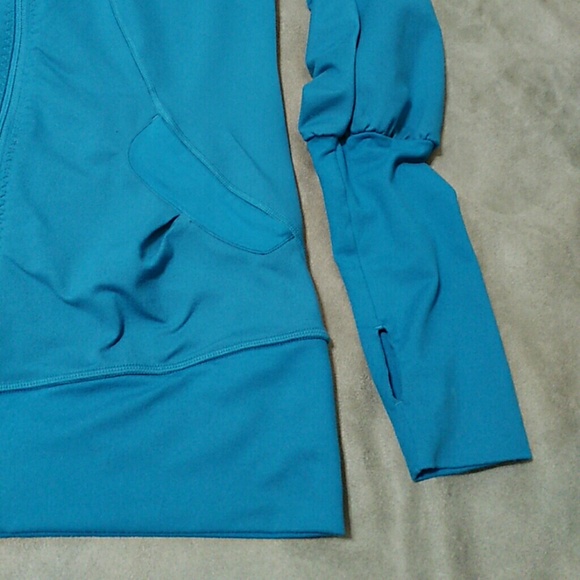 Adidas Hooded ZipUp Jacket - Picture 2 of 8