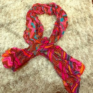 Stella and Dot Tribal Print Scarf