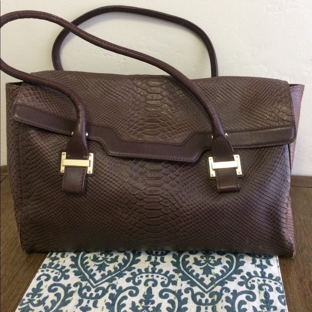 Cole Hann bag  🎉🎉SOLD🎉🎉