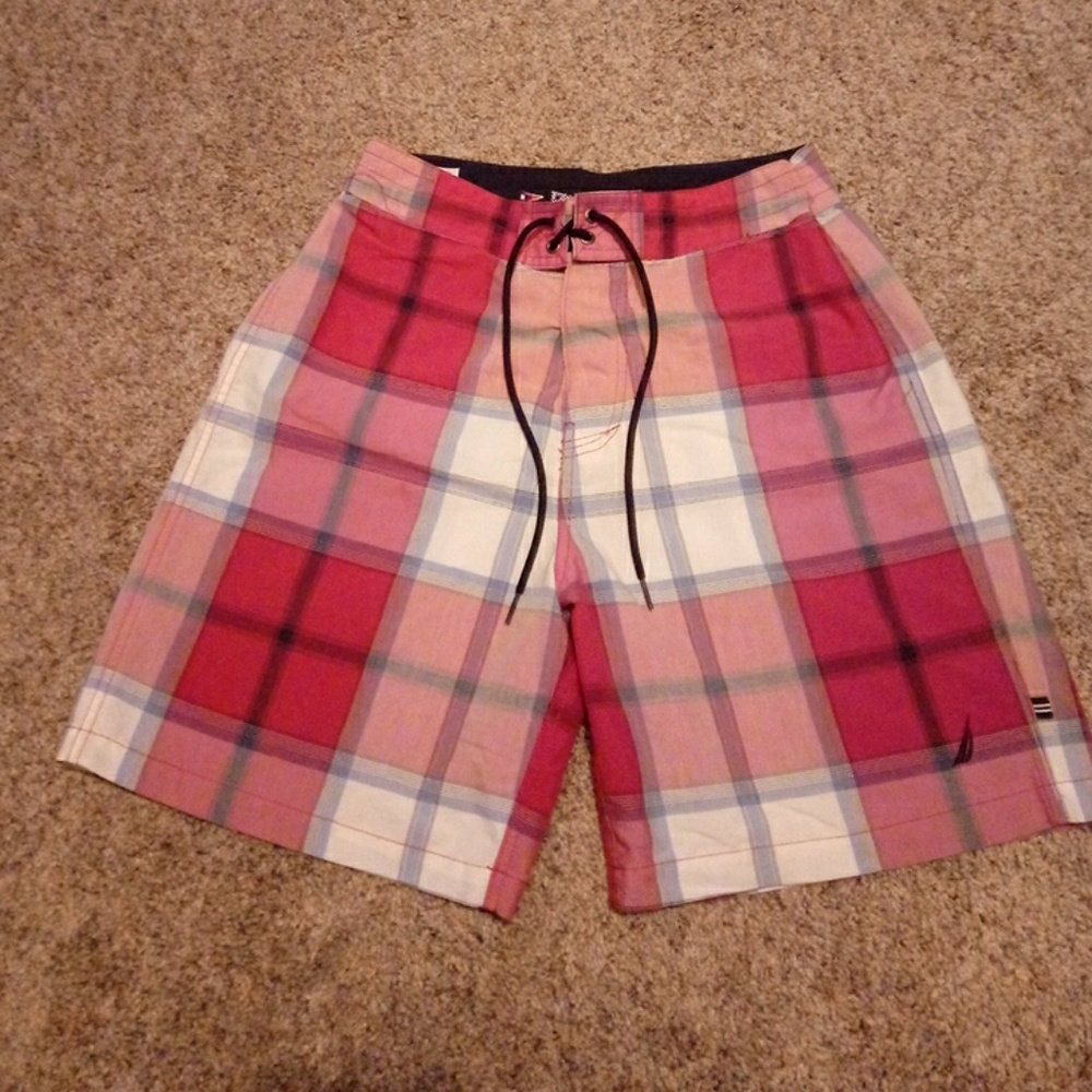 ❤️ SOLD ❤️Nautica board shorts