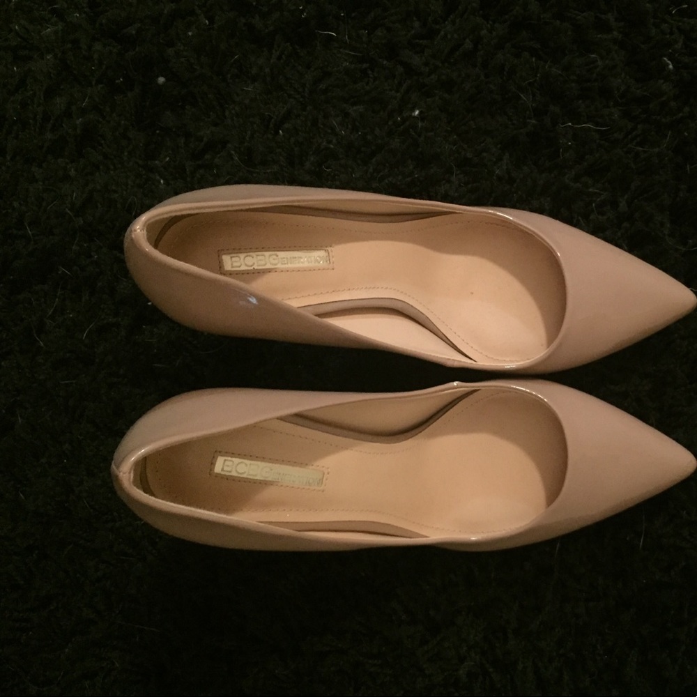 BCBG heels