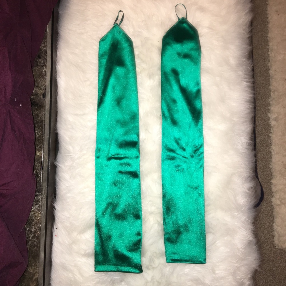 💚Green Gloves💚