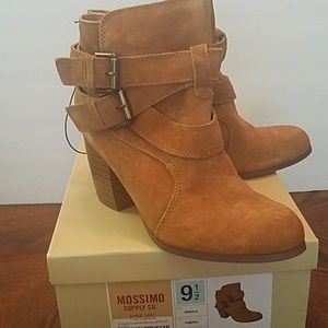 Mossimo Boots