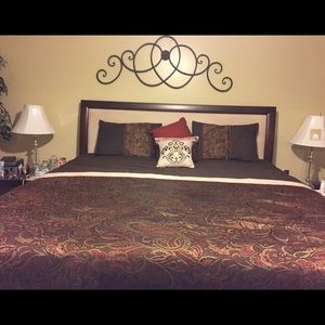 Queen Comforter Set