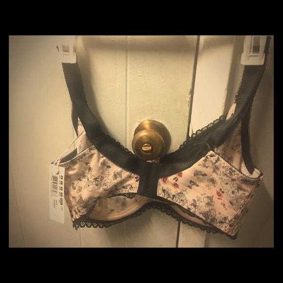 Bra - Picture 3 of 3