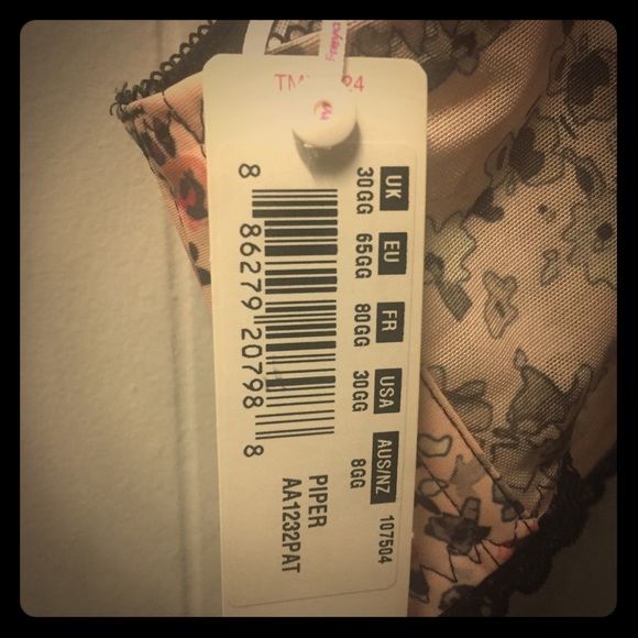 Bra - Picture 2 of 3