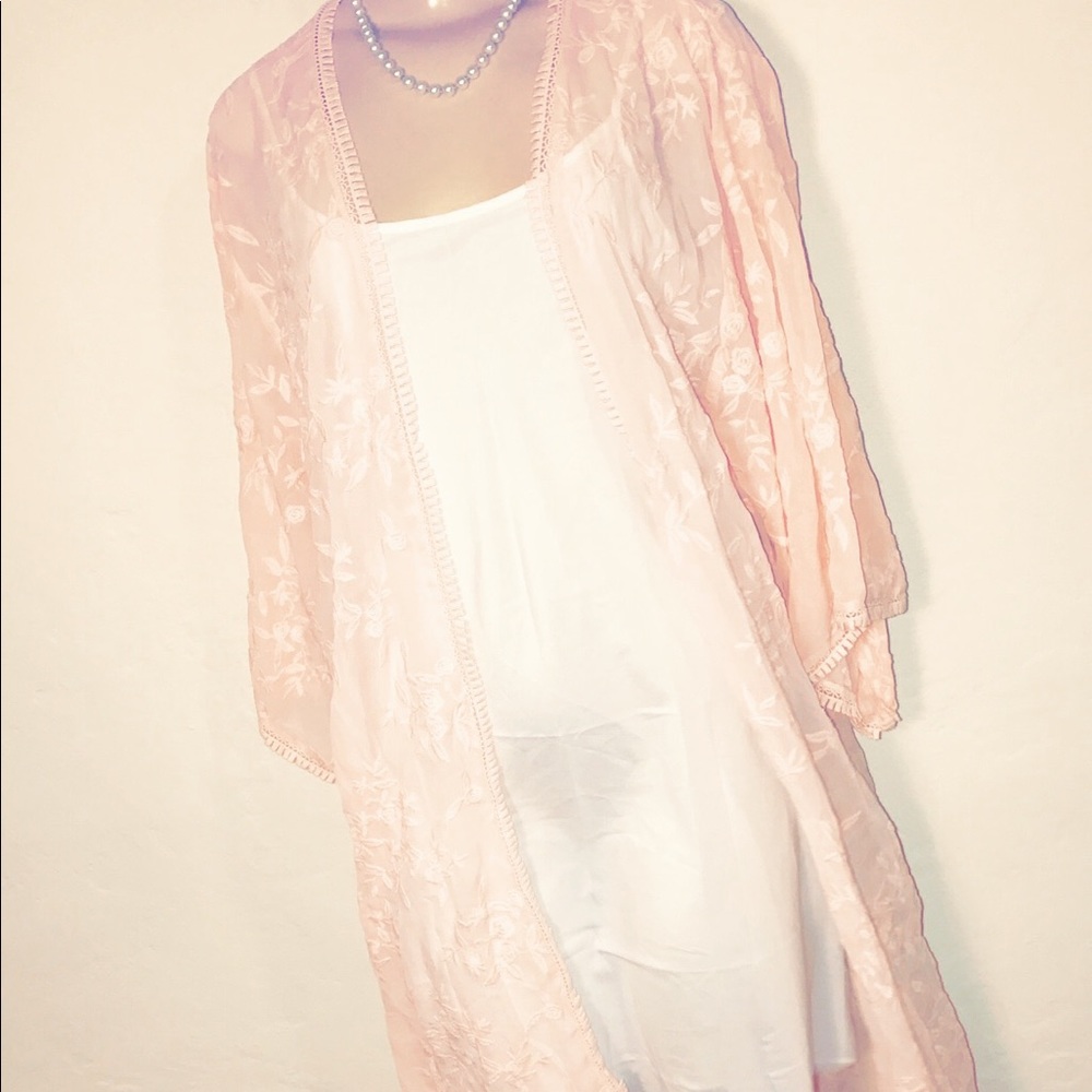 Gorgeous, Classy Pink Lace Cardigan/Robe
