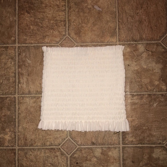 Boohoo Tops - BOOHOO smocked crop tube top size 2