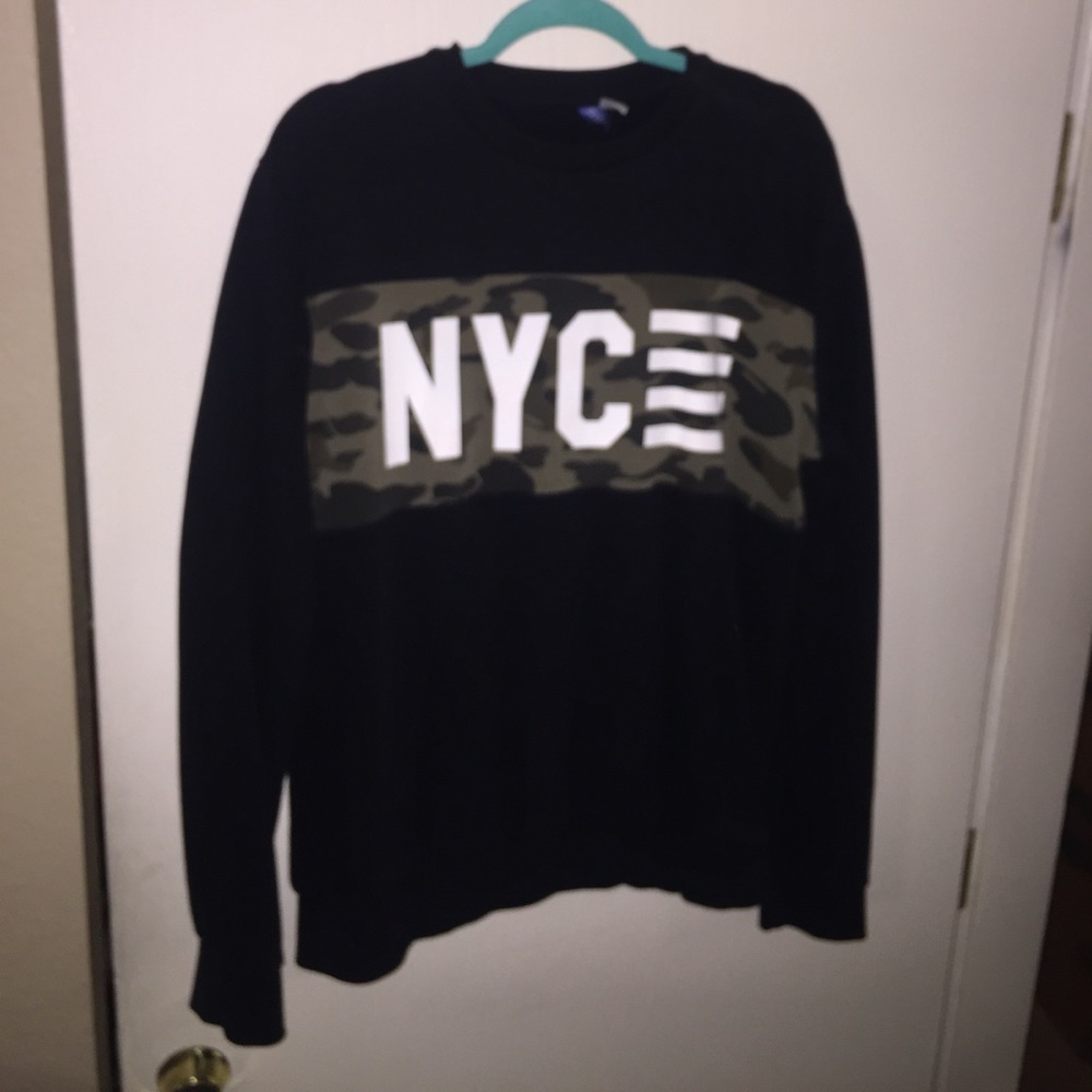 H&M NYC sweater