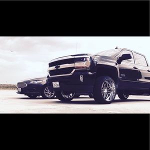 Meet your Posher, Austin