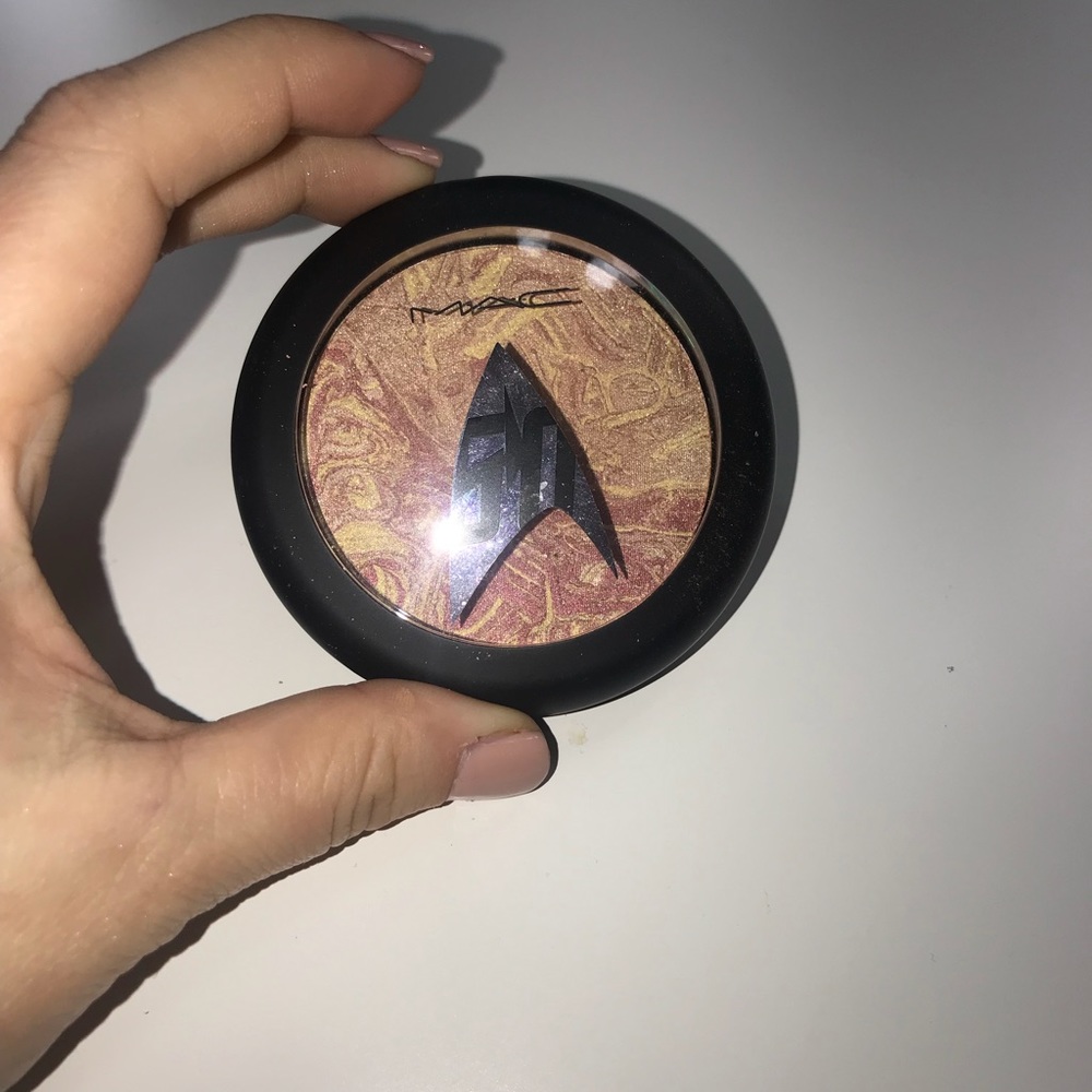 Mac LIMITED EDITION HIGHLIGHTER