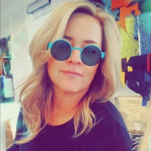 Meet your Posher, Sherry