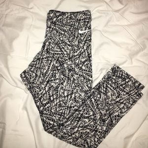 Nike Capri Leggings