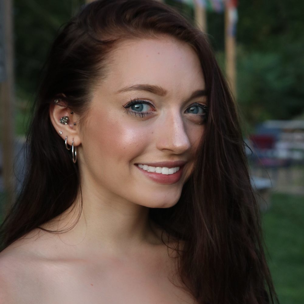 Meet your Posher, Delaney