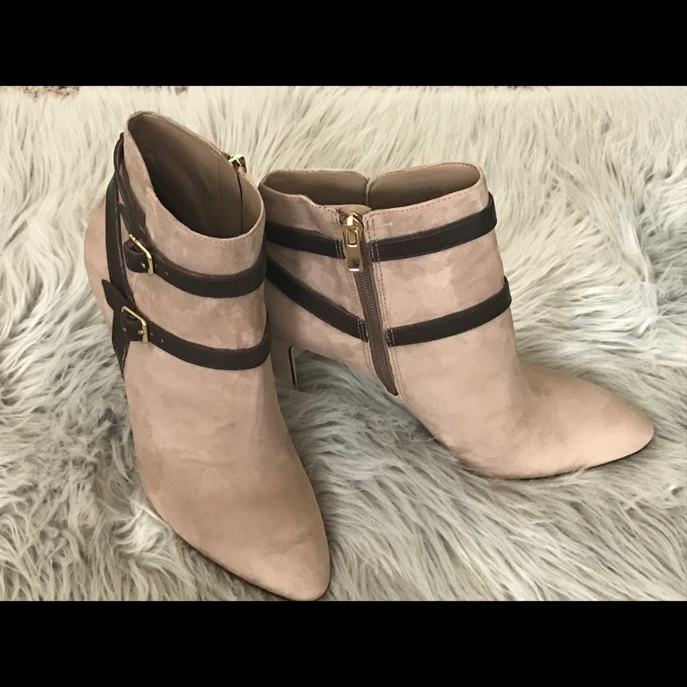 Not Available - Ankle boots with leather wrap