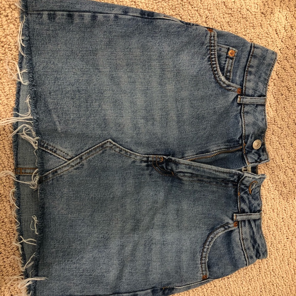 Topshop denim skirt!! Never worn!
