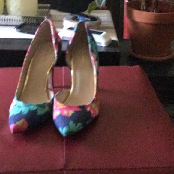 Floral pumps - Picture 2 of 5