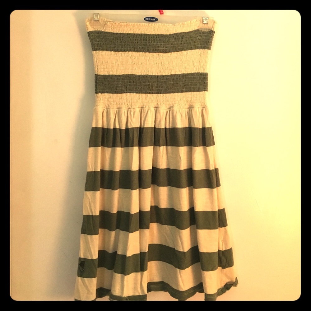 Strapless dress