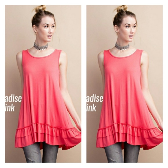 Adorable double ruffled sleeveless top - Picture 2 of 2