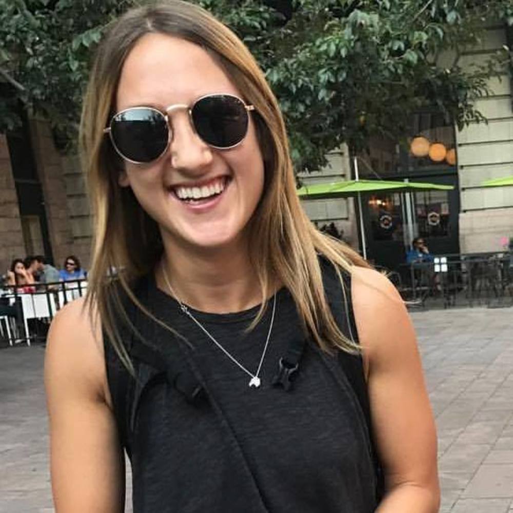 Meet your Posher, Adrienne