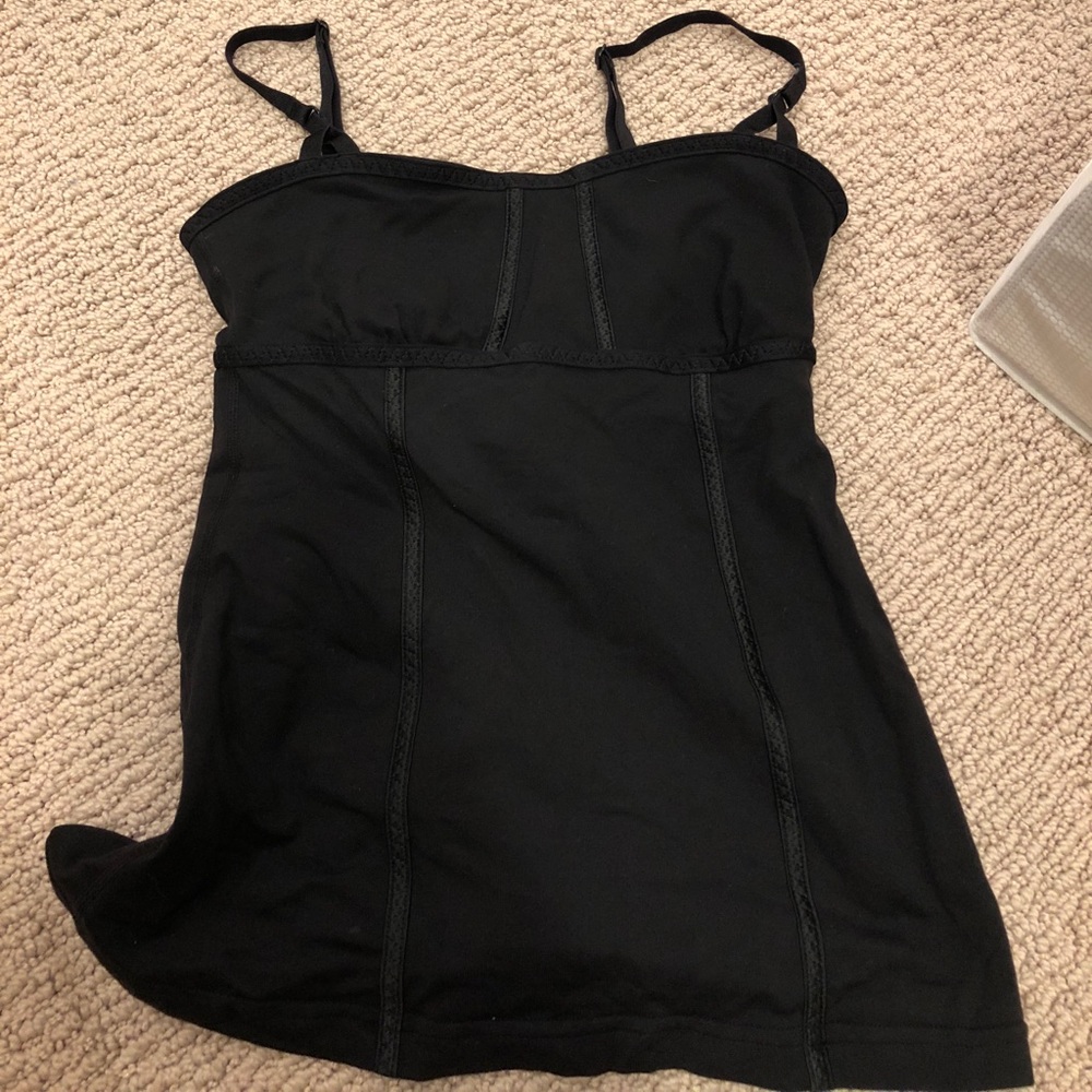 Black lululemon top