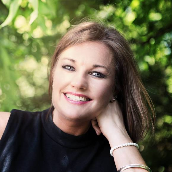 Meet your Posher, Alicia - Picture 1 of 1