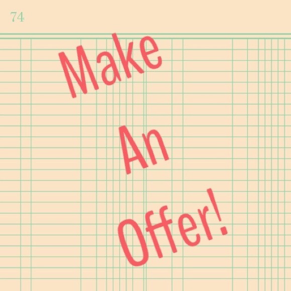 MAKE AN OFFER!!!! - Picture 1 of 1