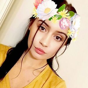 Meet your Posher, Stephanie