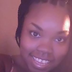 Meet your Posher, Azzie