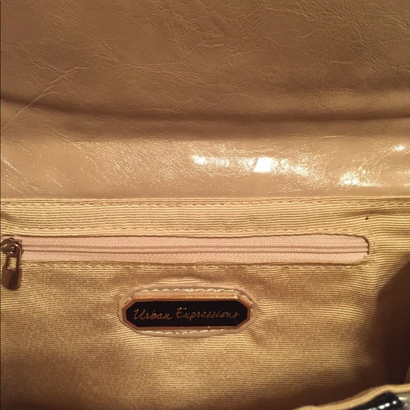 Crossbody - Picture 2 of 3