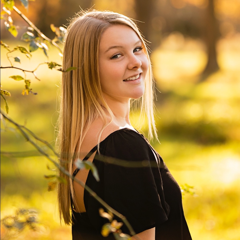 Meet your Posher, Hannah