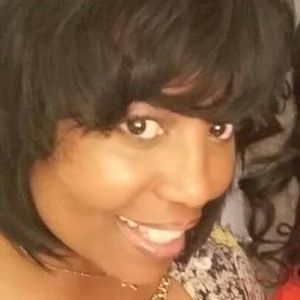 Meet your Posher, Phyllis