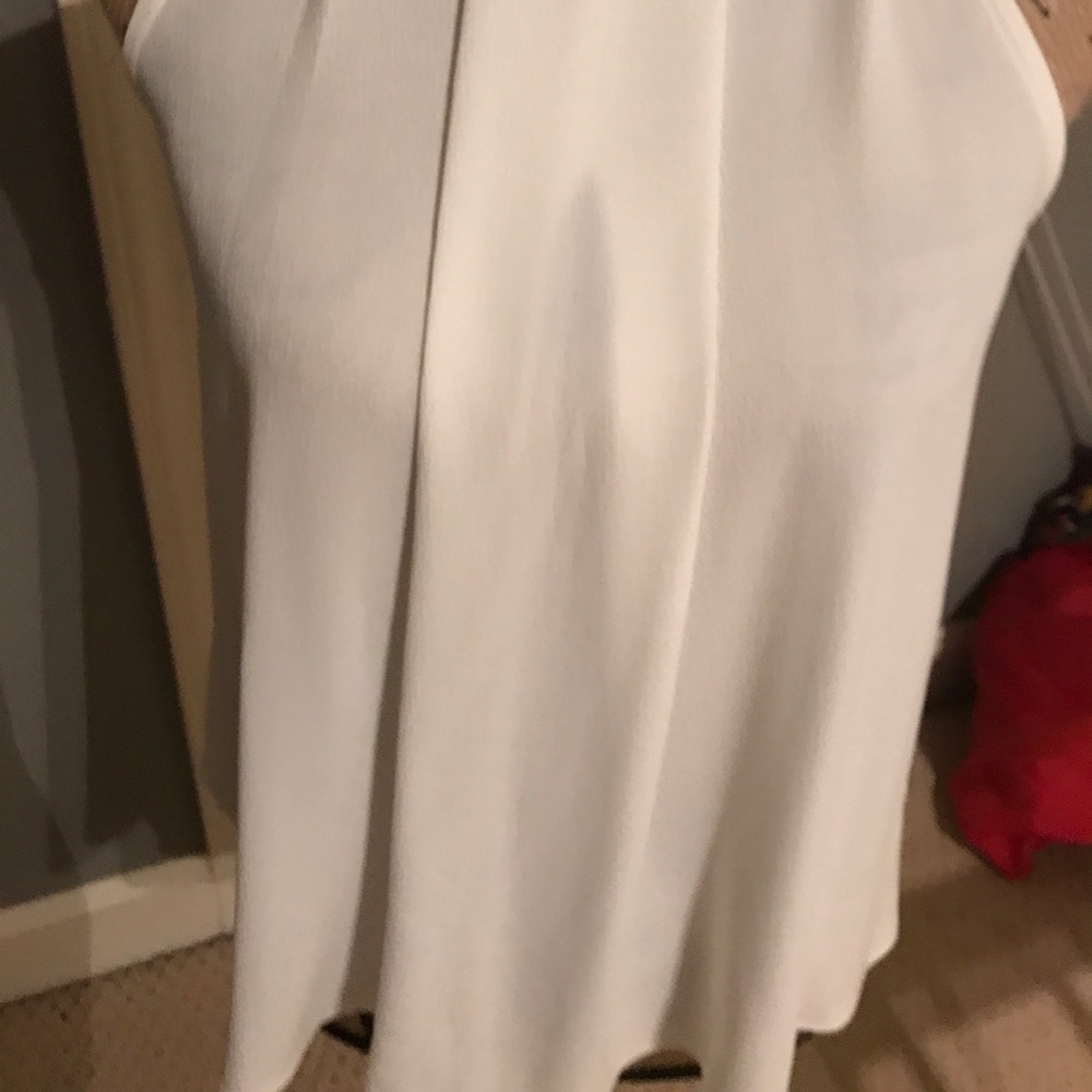 Veronica M Beautiful SleevelessShell Top - Picture 5 of 5