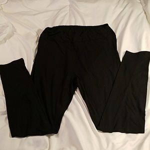 Lularoe Tall Curvy Leggings