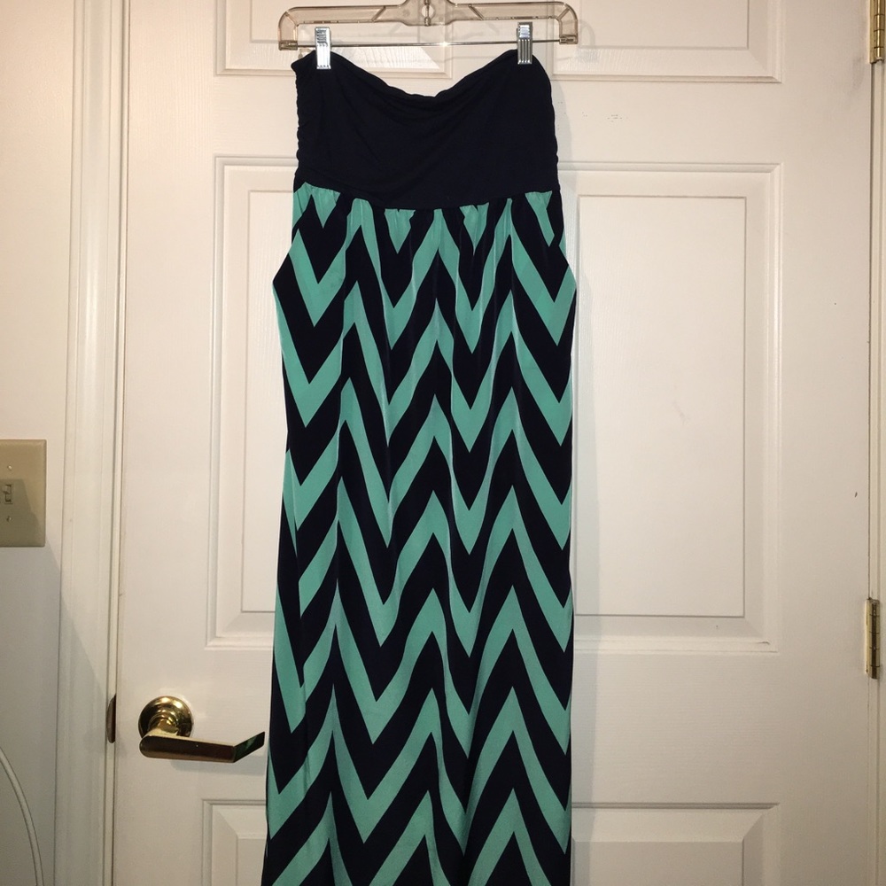 Strapless dress