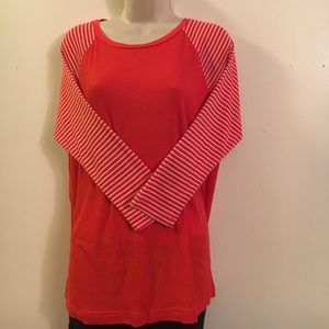 Gap 3/4 sleeve thermal. Size M.