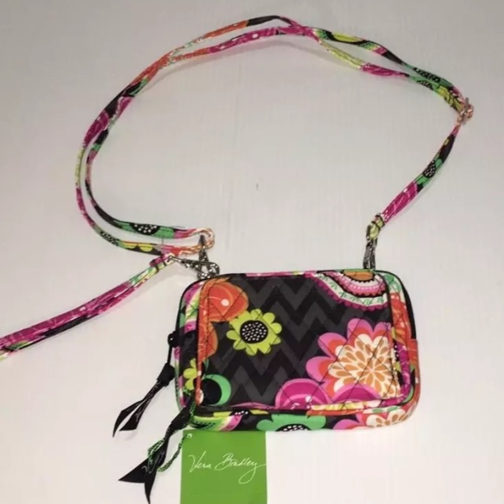 New Vera Bradley "On The Square" Wristlet Crossbody New w/ tag