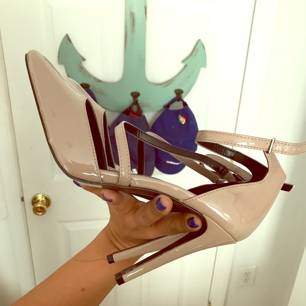 NWT patent leather nude strappy heels!