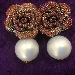 Meet your Posher, Adetola