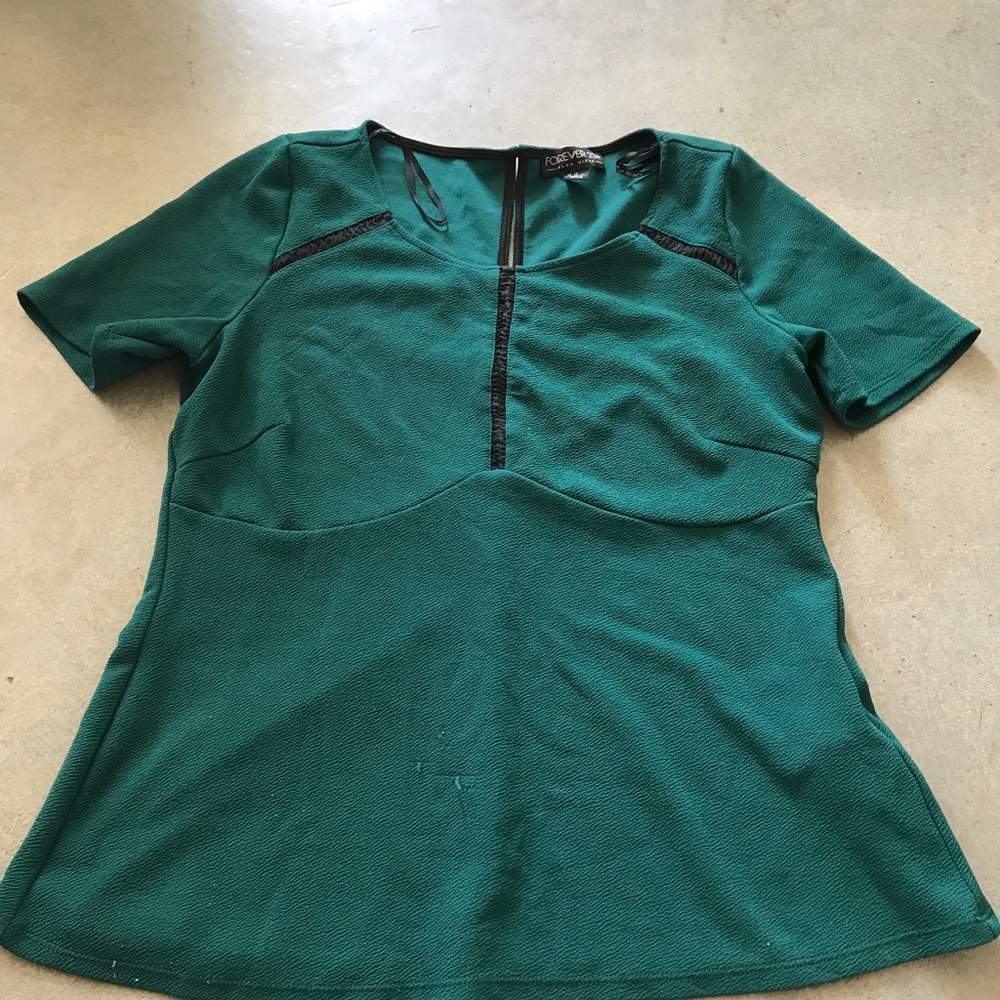 Forever 21 XL fit and flare emerald green top